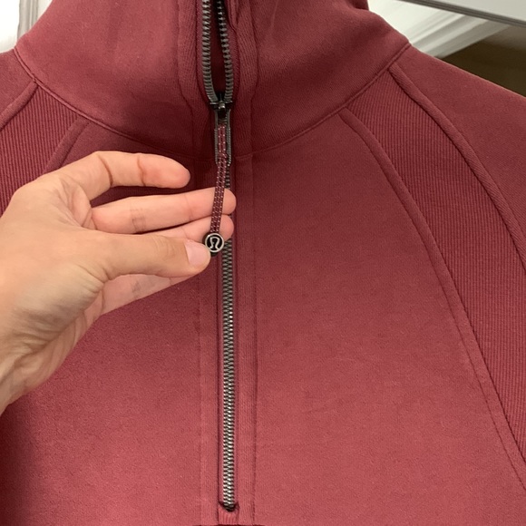 Lululemon Oversized Scuba - Picture 2 of 5